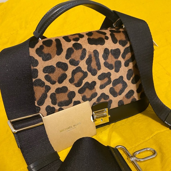 Michael Kors Leopard Purse - Picture 2 of 5